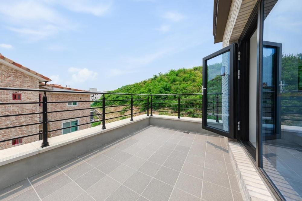 Gangneung Gyeongpo 345 Pool Villa Ngoại thất bức ảnh