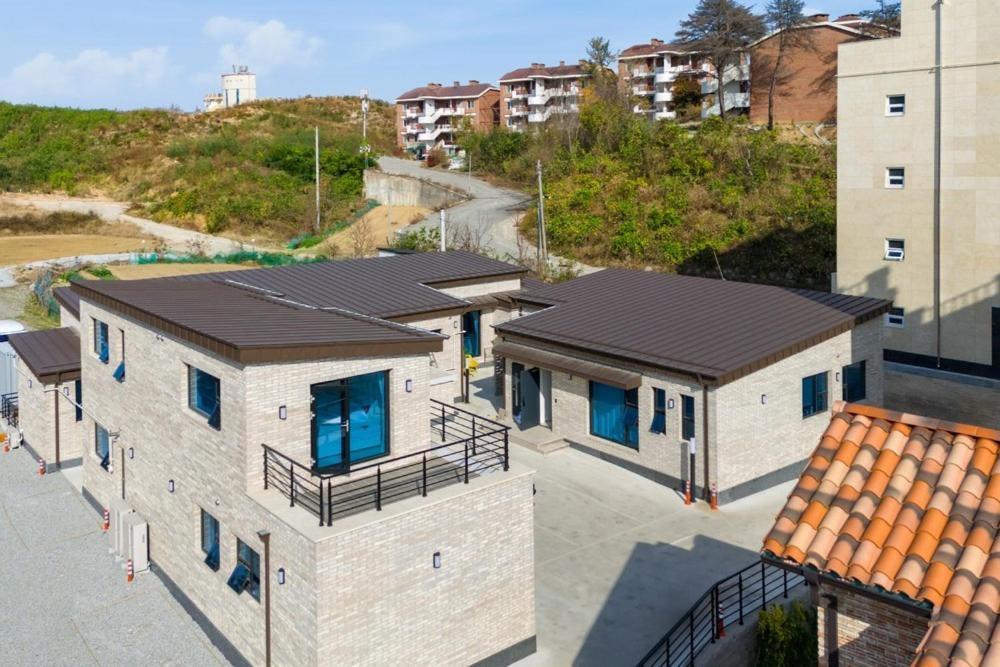 Gangneung Gyeongpo 345 Pool Villa Ngoại thất bức ảnh